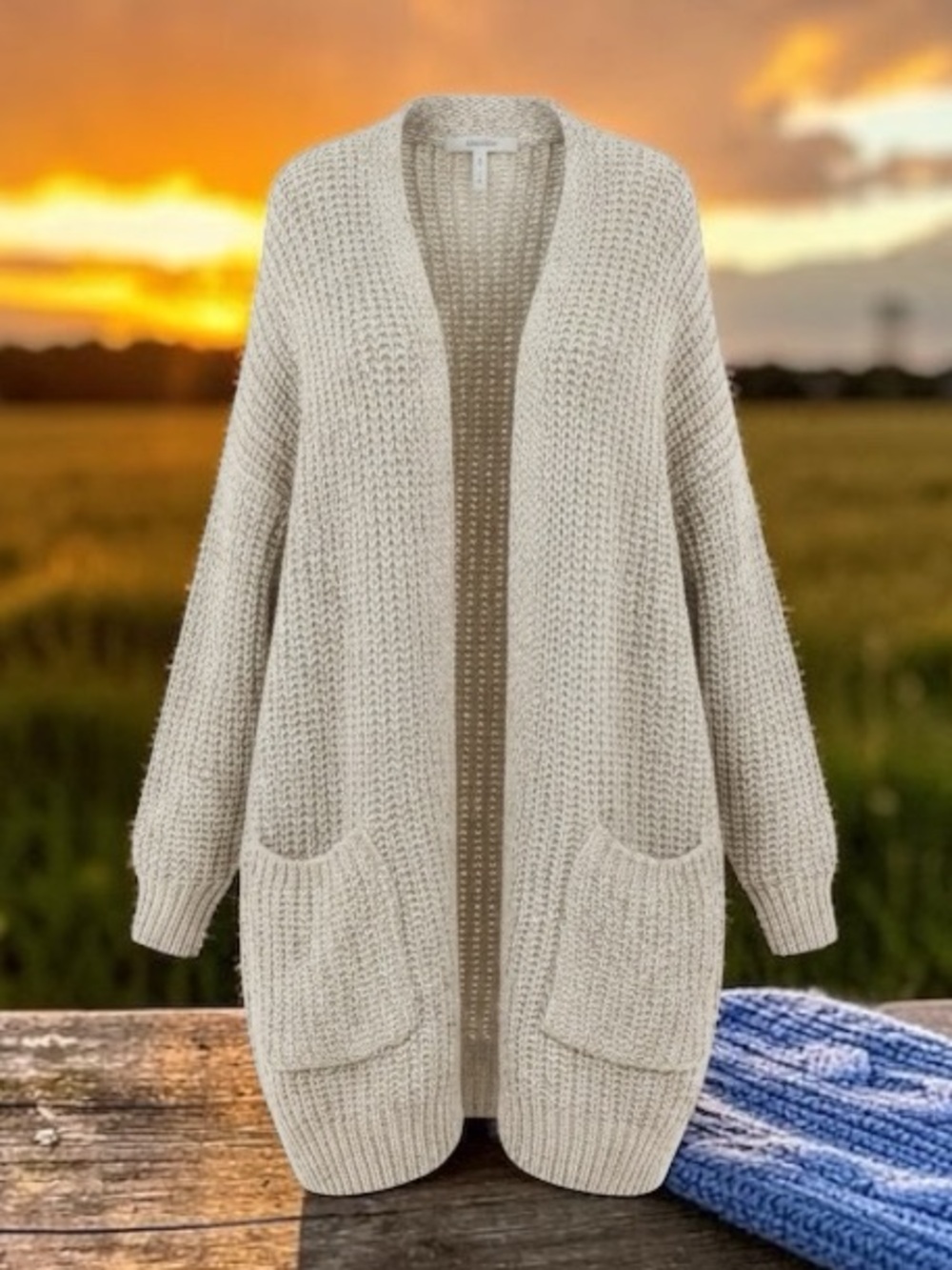 Press sweater Coverlet Size Small 💞